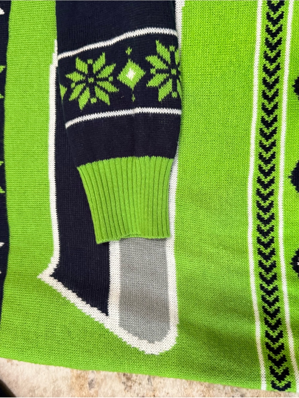 NFL Klew Seattle Seahawks Women's Big Logo V-Neck Ugly Christmas Sweater Medium - Picture 7 of 8